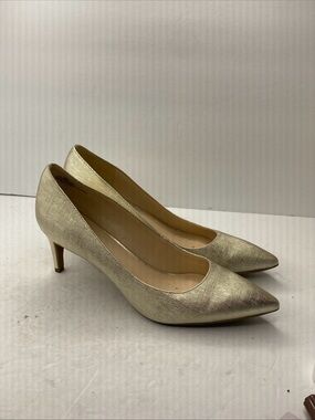 Nine West SZ 8 M Women's Metallic Gold Pointed-Toe Kitten Heel Pumps